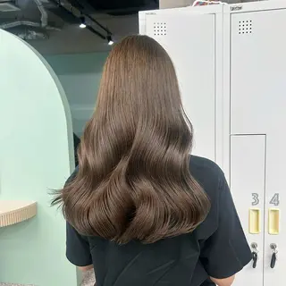 ロング カラー IROW大名店 緋奈乃のヘアスタイル