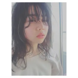 セミロング カラー パーマ ヘアアレンジ FRAME所属・FRAME/髪を育 てる/大人デザインのヘアスタイル