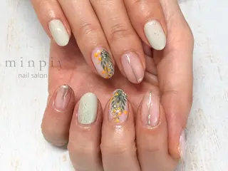 ネイル 𖡼 yumenoのネイルデザイン