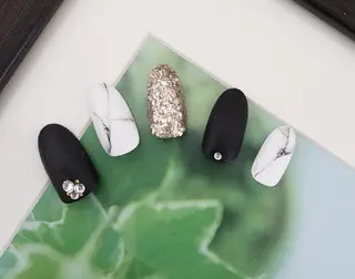 ネイル Laule’a 昭島店のネイルデザイン