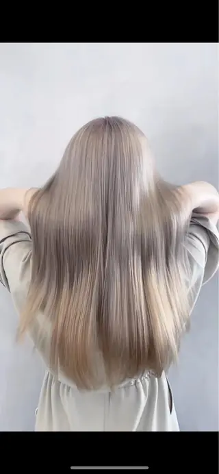 セミロング カラー 🎨ショートの神様 /神評価🎨原田公祐のヘアスタイル