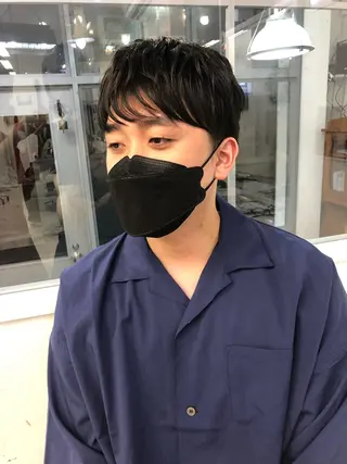 カラー メンズ HOLLY 髙橋ユウキのヘアスタイル