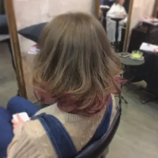 ミディアム カラー インナーカラー/天神 ブリーチ/吉田のヘアスタイル