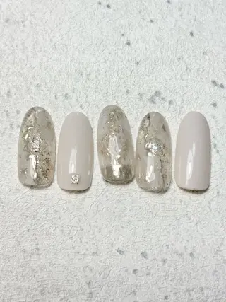 ネイル Li'a Bloom所属・🦋🤍 madoka🤍のネイルデザイン