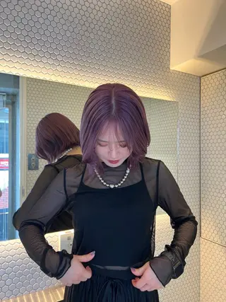 ミディアム ハイトーン/ラベンダ ー/ユイナ🪄のヘアスタイル