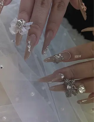 ネイル TIDY M&Mのネイルデザイン