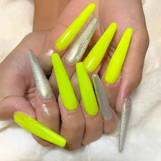 ネイル ドライヘッドスパ 名古屋駅徒歩5分のエステ・リラクイメージ