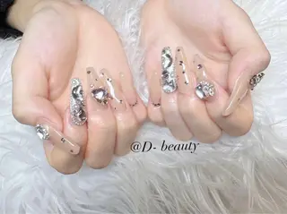 ネイル D-BEAUTY Nailsalonのネイルデザイン