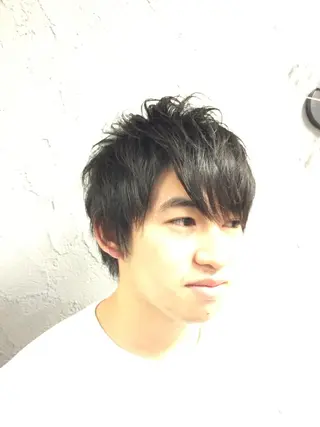 ショート パーマ メンズ 水野 魁人のヘアスタイル