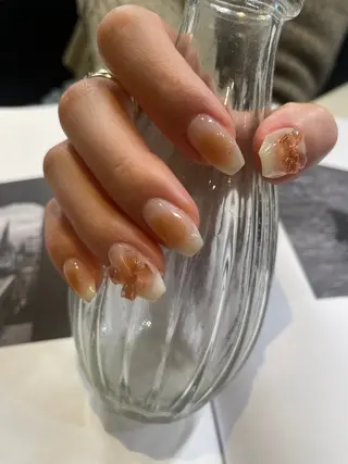 ネイル ワンホン/ニュアンス Ayanoのネイルデザイン