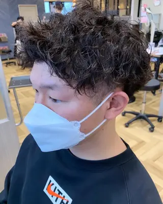 メンズ 深井 さやのヘアスタイル