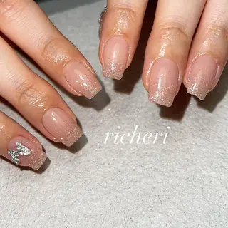 ミディアム ネイル richeri beautyのネイルデザイン