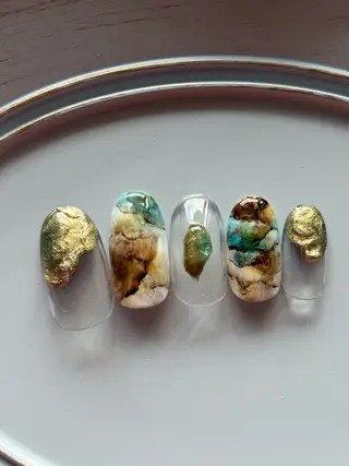 ネイル FIORITURA Maikoのネイルデザイン