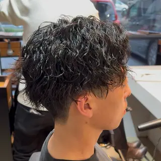 パーマ メンズ GISELA サリナのヘアスタイル