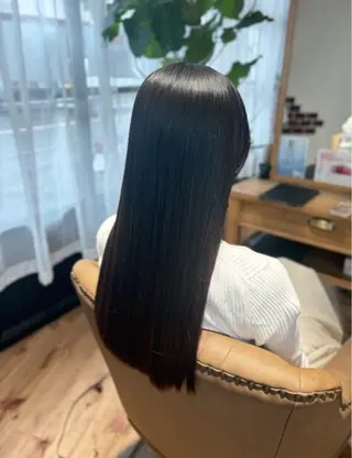 カラー 梶 瑞希のヘアスタイル