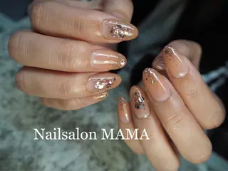 セミロング ネイル MAMA +beautyのエステ・リラクイメージ