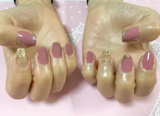 ネイル 手塚 里奈のネイルデザイン