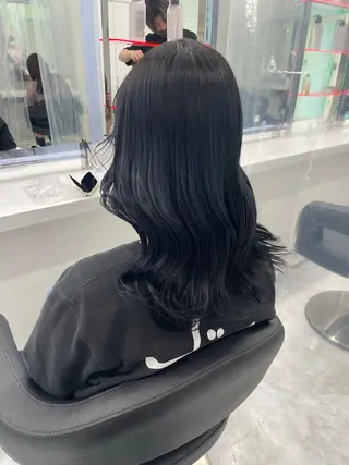 セミロング カラー ヘアアレンジ Ella所属・nana【艶髪】/ レイヤー/縮毛矯正のヘアスタイル