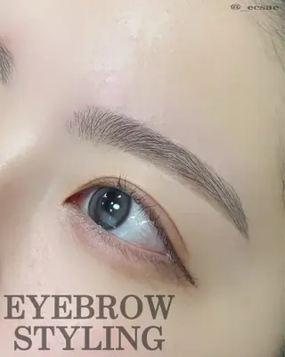 アイブロウ ecarg銀座店 𝐒𝐀𝐄のマツエク・マツパデザイン