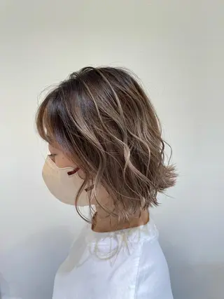 ミディアム カラー 似合わせスタイル 岡田勇哉のヘアスタイル