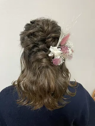 ミディアム カラー ヘアアレンジ akane .のヘアスタイル