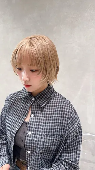 ショート カラー regalo 森重ユウのヘアスタイル