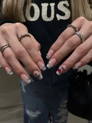 ネイル 浅野 優衣のネイルデザイン