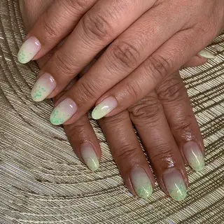 ネイル καρδιά -ｶﾙﾃﾞｨｱ-のネイルデザイン