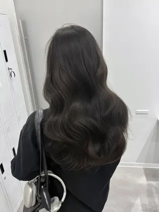 ロング カラー PULSE yokohama所属・横浜駅/韓国レイヤー カット/髪質改善のヘアスタイル