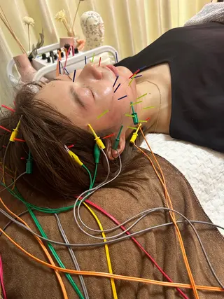 美容鍼灸サロン mahoroba院長のエステ・リラクイメージ