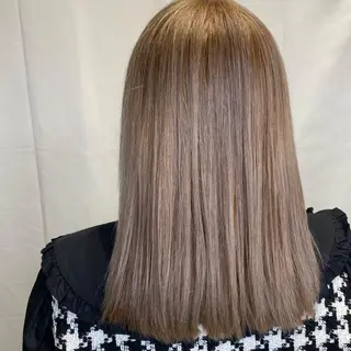 ミディアム MAKI🦋 GRANDE Lyのヘアスタイル