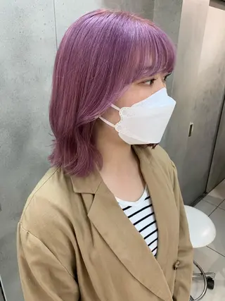 ショート カラー raika .のヘアスタイル