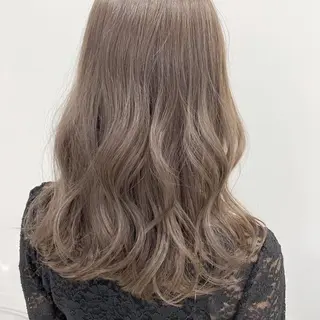 セミロング カラー パーマ ☁️縮毛矯正✖️ 透明感☁️りくのヘアスタイル