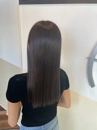 ロング EARTH/A与次郎店所属・EARTH✂️ 榎谷吏織のヘアスタイル