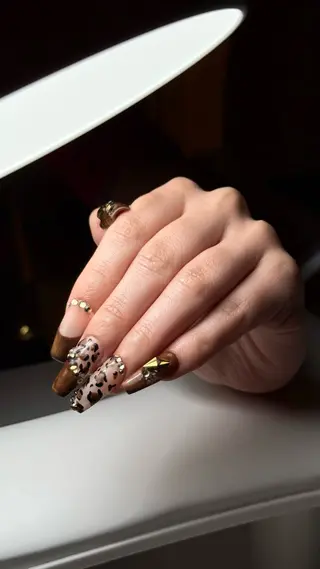 ネイル 青木 みあの眉毛・アイブロウイメージ