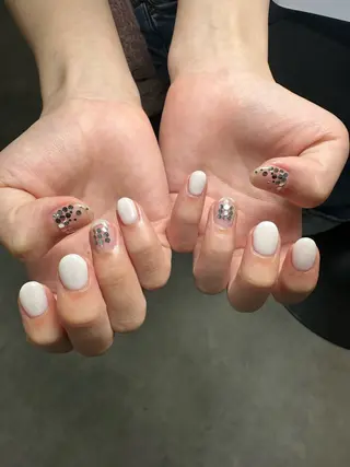 ネイル ATELIERHARLOW所属・nailist MOEのネイルデザイン