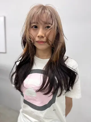 ロング カラー オカモト ミユウのヘアスタイル