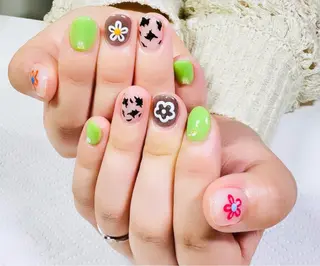 ネイル SHINee 袖ヶ浦のネイルデザイン