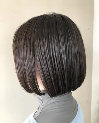 ショート カラー かわさき ともやのヘアスタイル