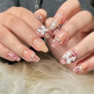 ネイル hohomi .のネイルデザイン