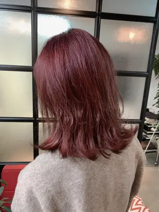 ミディアム カラー SAKURA 原宿所属・なかの たくみのヘアスタイル