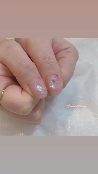 ネイル 𝘙𝘪𝘰𝘯𝘢 ...🕯🤍のネイルデザイン