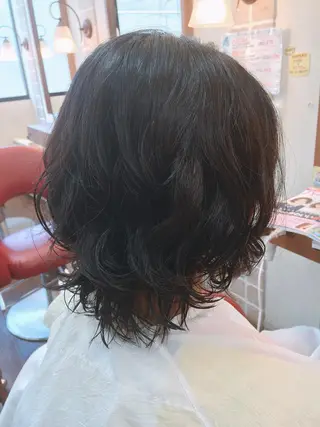 ミディアム パーマ 大野 まゆのヘアスタイル