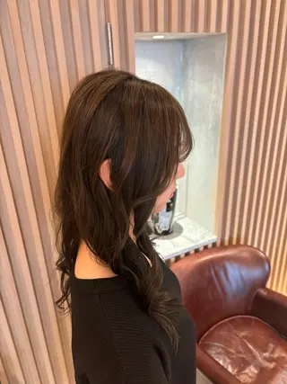 セミロング Sena 🩶 cloe 新宿のヘアスタイル