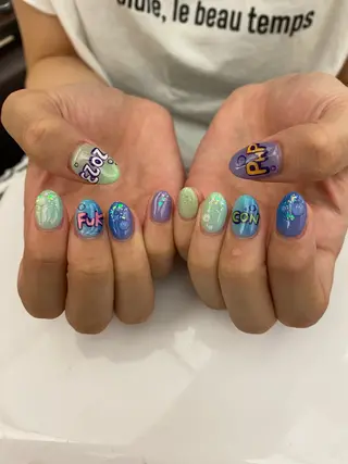 ネイル 安藤 彩乃のネイルデザイン