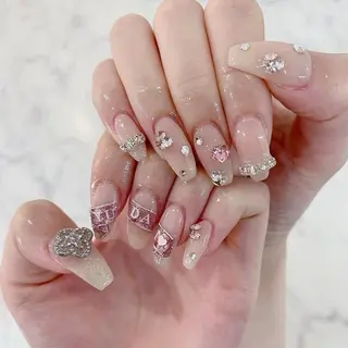 ネイル Lee Nailsのネイルデザイン