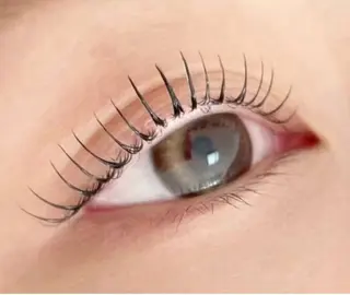 パーマ アデル まつげサロンのマツエク・マツパデザイン