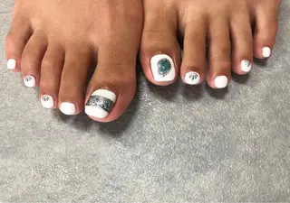 ネイル kiii.__ ✴︎*のネイルデザイン