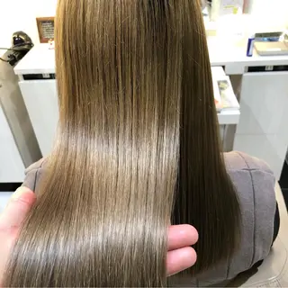 ロング パーマ 安井　昴 💫ブリーチ縮毛矯正のヘアスタイル