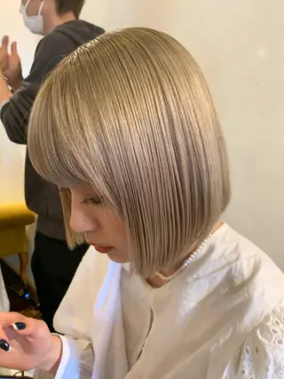 カラー ヤマダ サクラのヘアスタイル
